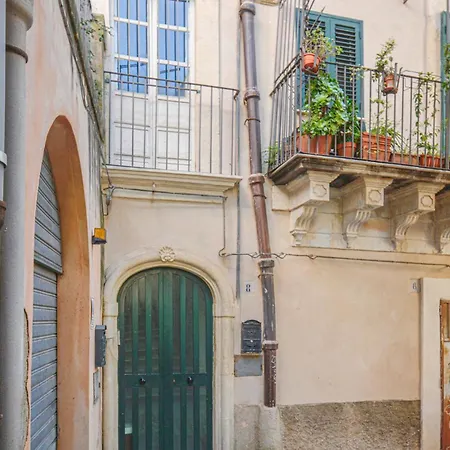 Holiday home 2 Bedroom Nice Apartment In Modica Modica