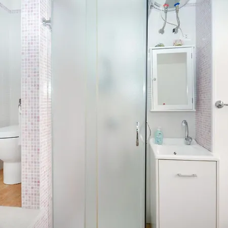 2 Bedroom Nice Apartment In Modica *