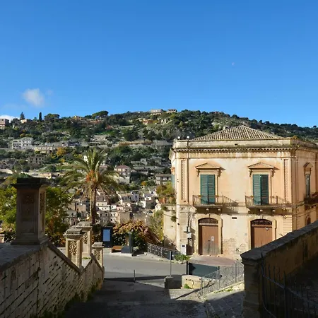 2 Bedroom Nice Apartment In Modica Holiday home